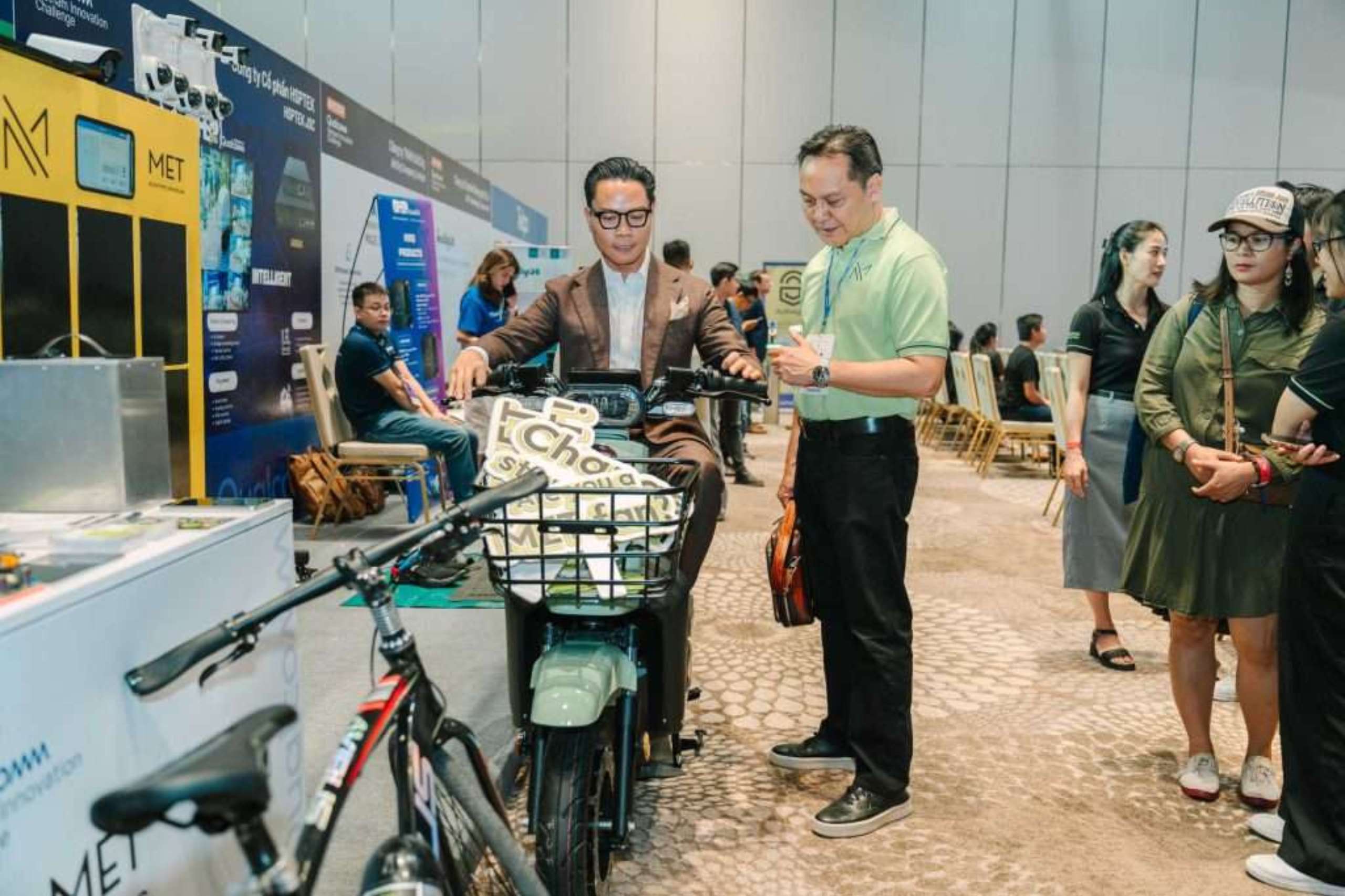 a-diverse-range-of-innovative-tech-products-appeared-at-innoex-2024